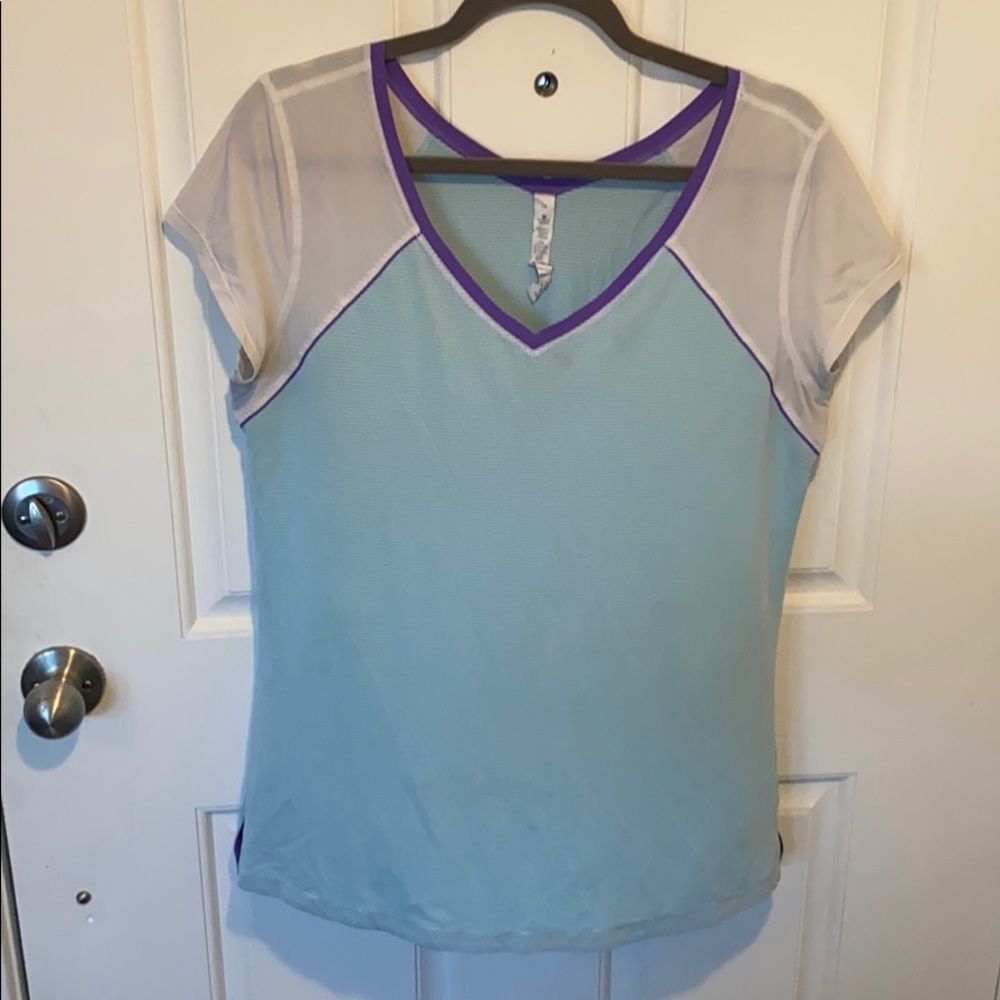 Lululemon athletic top
